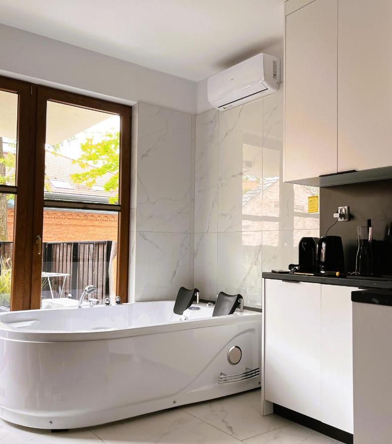 Jacuzzi Rakowicka Top Apartments Krakow Exterior photo